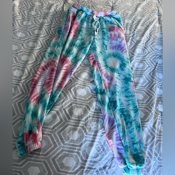 Tie Dye Lounge Set - Picture 4 of 4